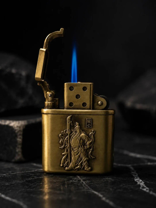 فندک اتمی لایتر (Lighter) طرح جنگجو چینی با بدنه برنجی