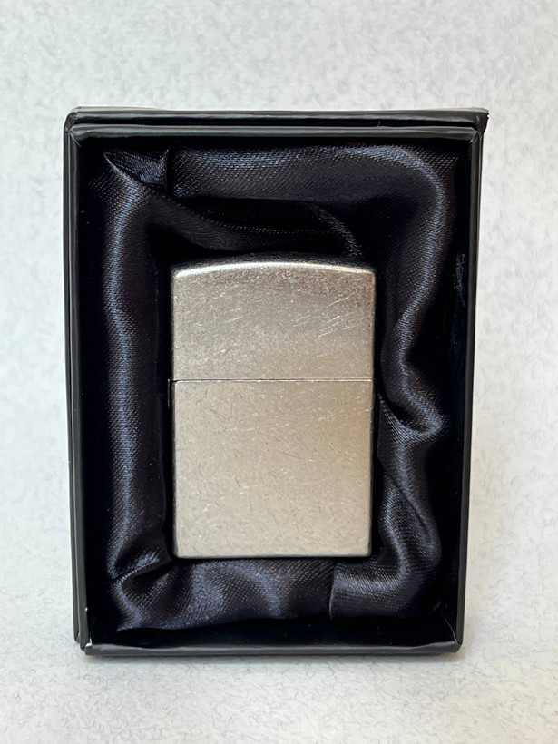 فندک گازی لایتر (Lighter) طرح زیپو مدل Brushed Silver با بدنه استیل برسخورده و جرقه چخماقی