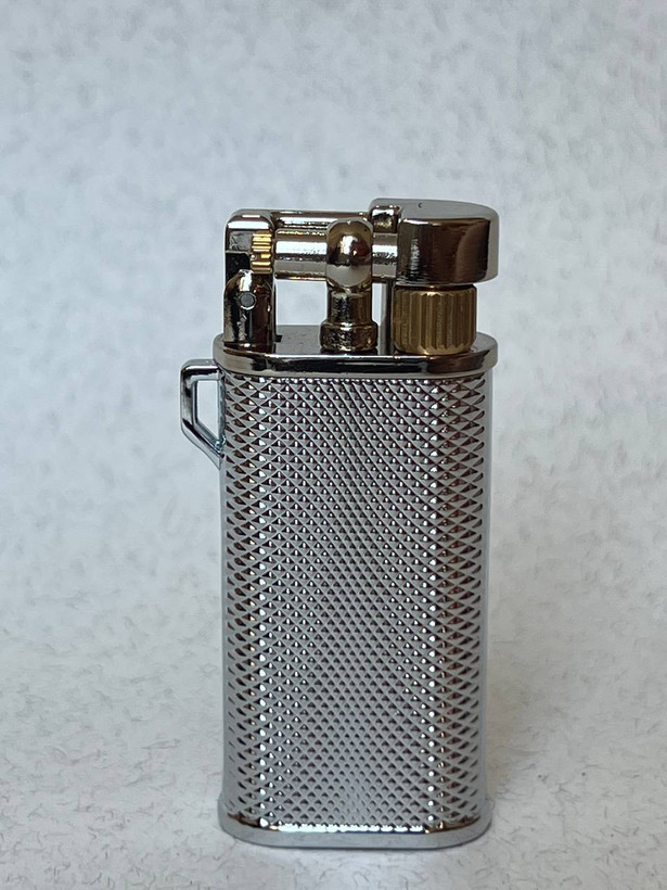 فندک گازی لایتر (Lighter) مدل Diamond-Tech با بدنه فلزی کروم و بافت الماسی