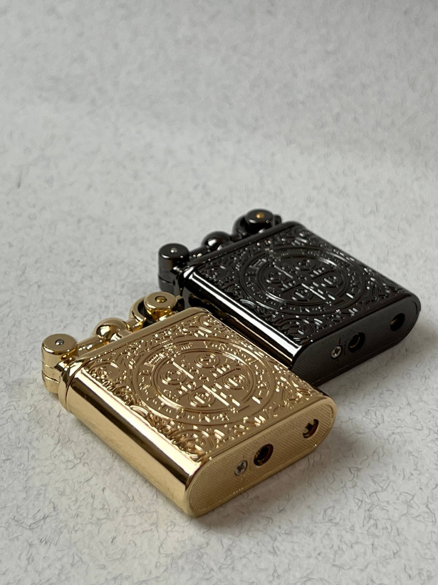 Constantine Glossy Flint Gas Lighter – Zippo Style (Gold & Black)