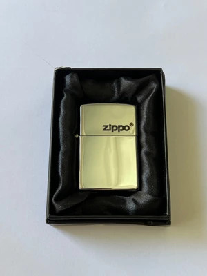 فندک بنزینی طرح زیپو برند لایتر (Lighter) طرح لوگو زیپو کروم براق | بدنه فلزی