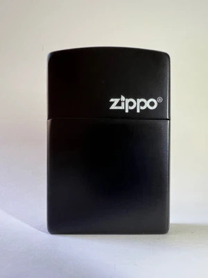 فندک گازی طرح زیپو برند لایتر (Lighter) طرح لوگو زیپو مشکی مات | بدنه فلزی