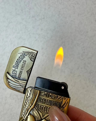 فندک طرح زیپو باریک برند لایتر (Lighter) طرح هارلی دیویدسون و عقاب طلایی | بدنه فلزی